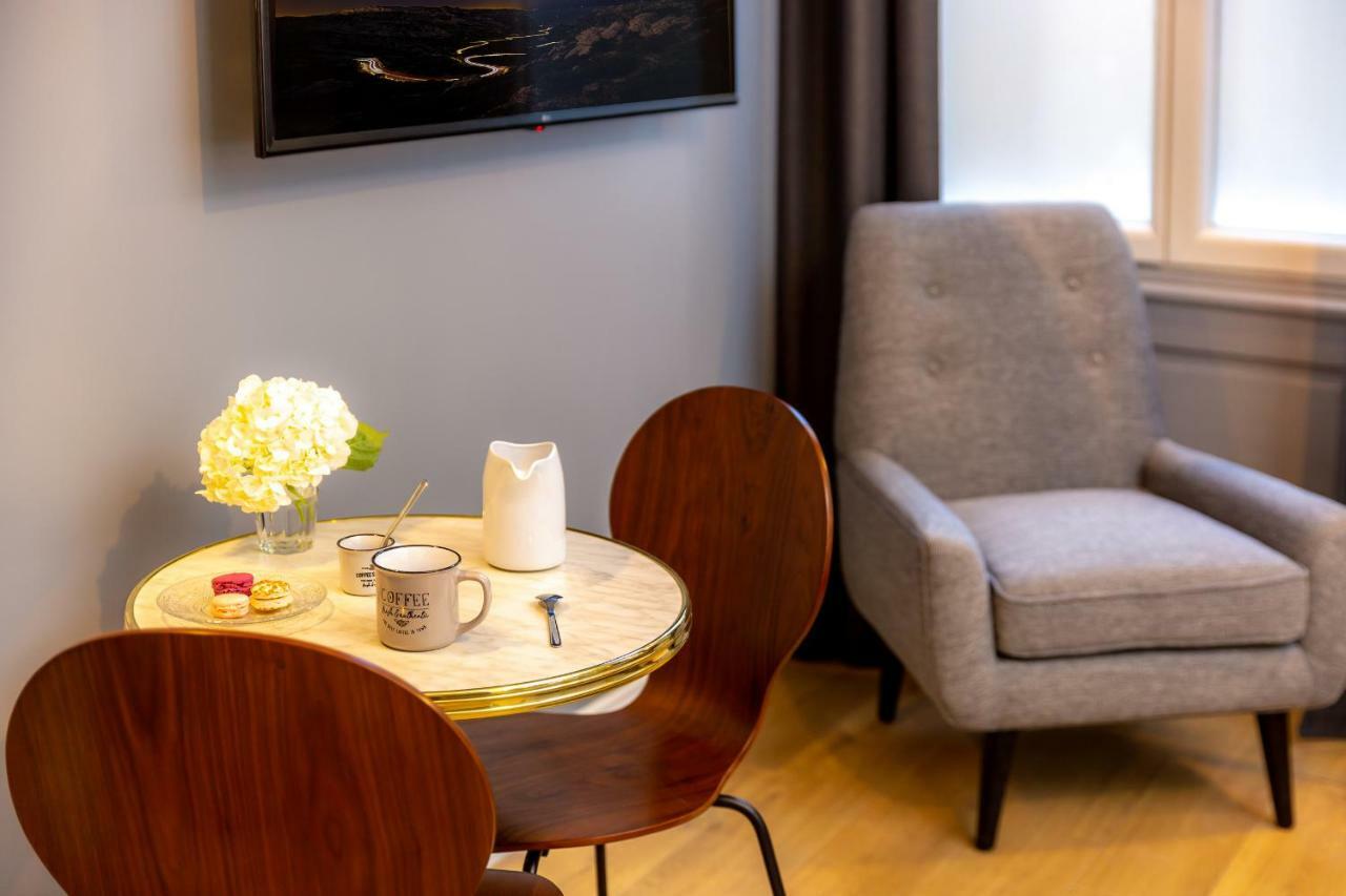 Les Appartements Chics Du Vieux-Port Марсилия Екстериор снимка